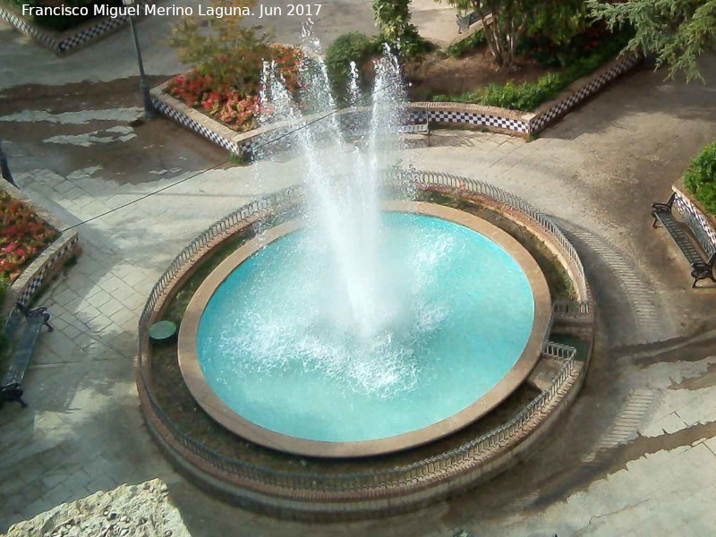 Fuente de la Plaza de la Iglesia - Fuente de la Plaza de la Iglesia. Desde el campanario