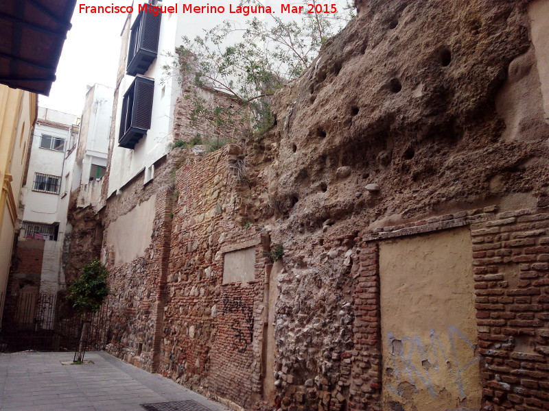 Murallas de Mlaga - Murallas de Mlaga. Intramuros de la Plazuela Virgen de las Penas