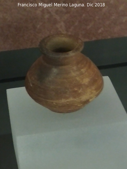 Cmara Sepulcral de Toya - Cmara Sepulcral de Toya. Tarro siglos IV-III a.C. Museo Ibero