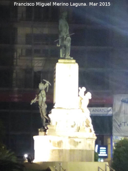 Monumento al Marqus de Larios - Monumento al Marqus de Larios. 