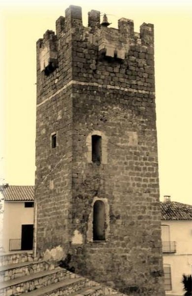 Castillo de Peal - Castillo de Peal. Foto antigua. Torre del Reloj