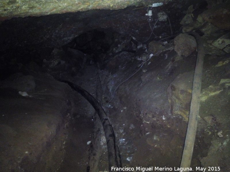 Cueva de la Alameda - Cueva de la Alameda. Mina de agua