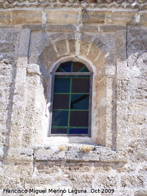 Iglesia de la Santa Cruz - Iglesia de la Santa Cruz. Ventana de los pies de la iglesia