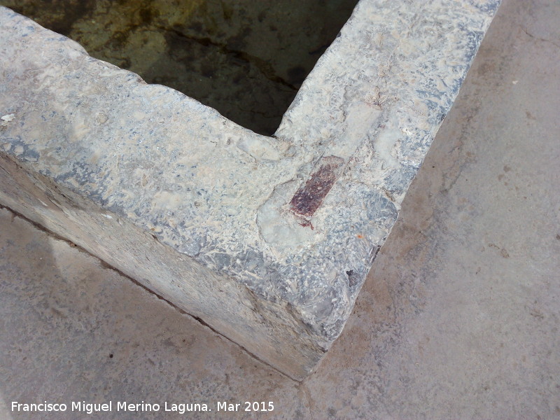 Fuente de la Virgen de la Cabeza - Fuente de la Virgen de la Cabeza. Grapa