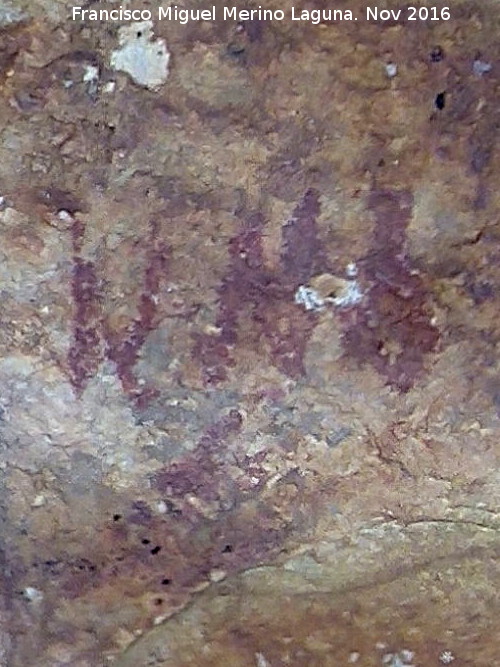 Pinturas rupestres de las Cuevas del Curro Abrigo III - Pinturas rupestres de las Cuevas del Curro Abrigo III. 