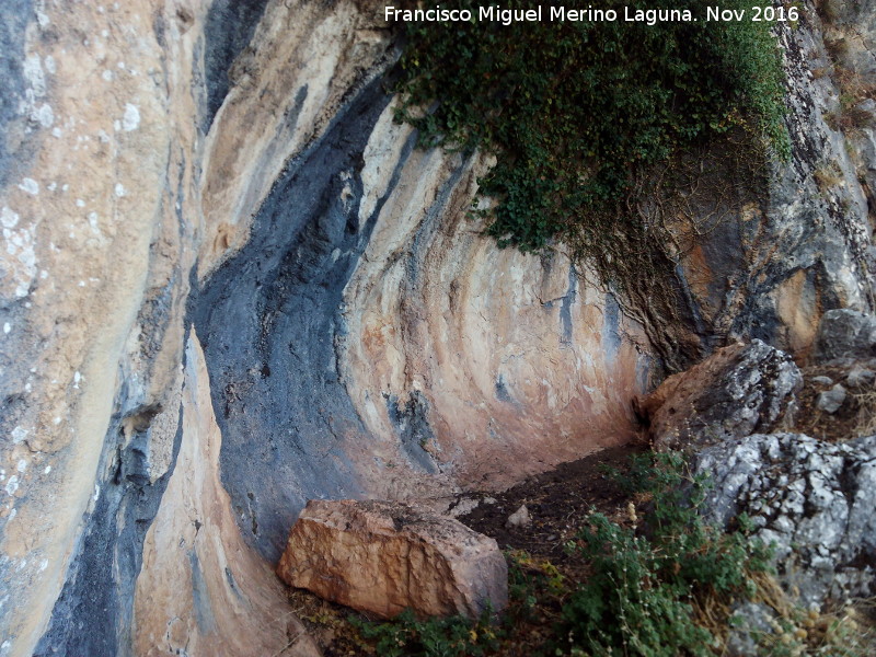 Pinturas rupestres de las Cuevas del Curro Abrigo III - Pinturas rupestres de las Cuevas del Curro Abrigo III. Abrigo