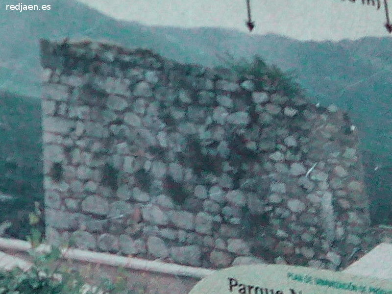 Murallas de Quesada - Murallas de Quesada. Torren del Mirador de la Baranda antes de reconstruir