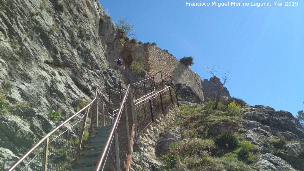 Castillo de Tscar - Castillo de Tscar. Escalera metlica