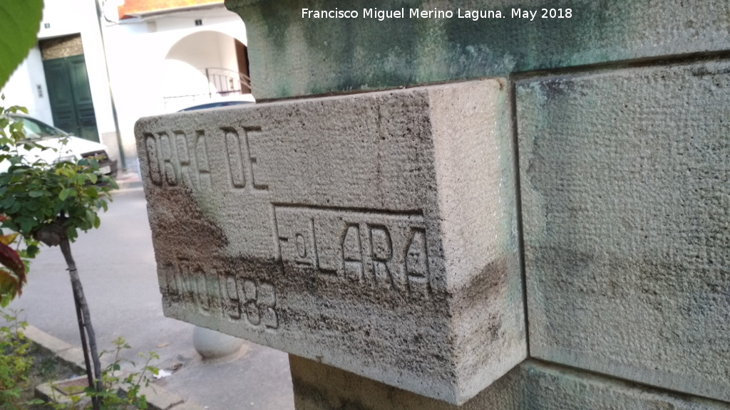 Monumento a la Mujer Torrea - Monumento a la Mujer Torrea. Firma y ao