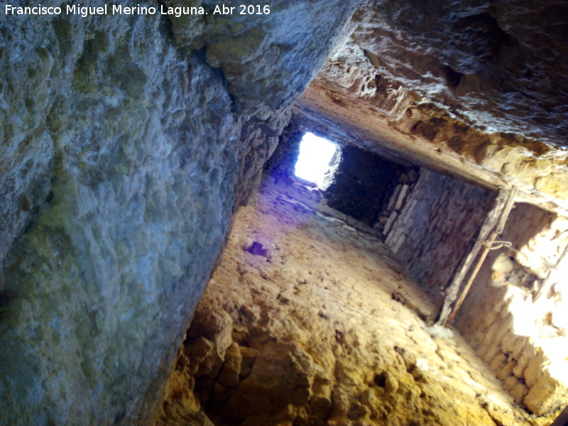 La Mota. Pozo de la Conquista - La Mota. Pozo de la Conquista. Interior de la Torre del Pozo