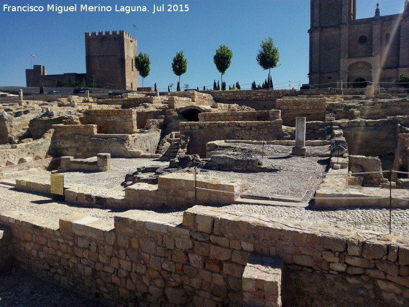 La Mota. Palacio de los Abades - La Mota. Palacio de los Abades. 