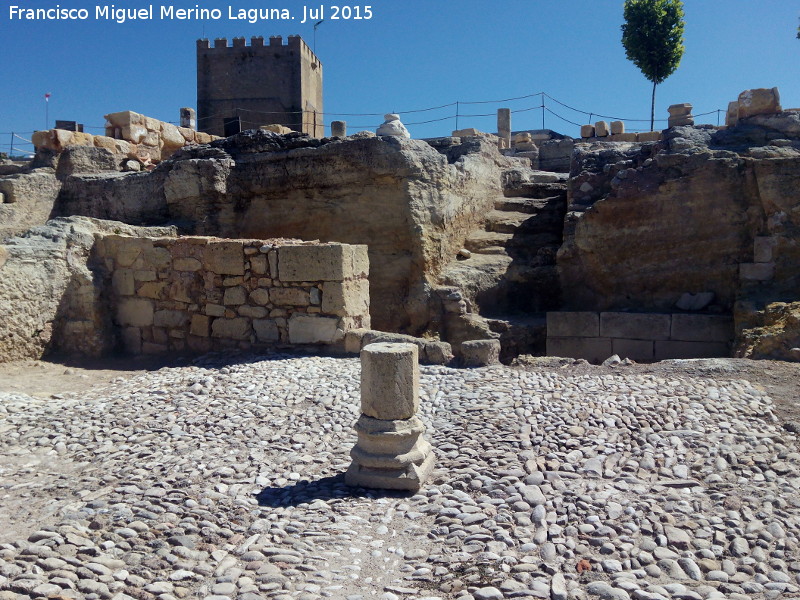 La Mota. Palacio de los Abades - La Mota. Palacio de los Abades. Patio columnado