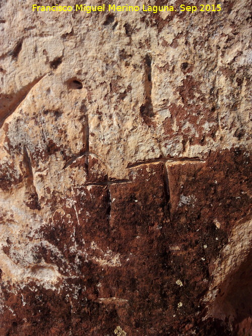 Oratorio visigodo de Valdecanales - Oratorio visigodo de Valdecanales. Cruces