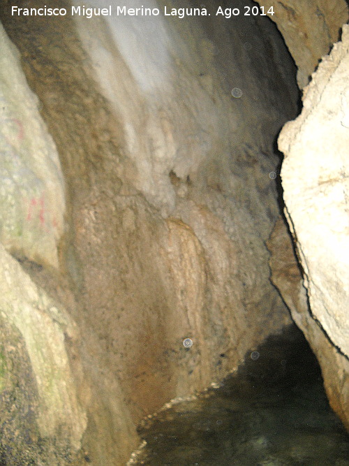 Cueva del Agua de La Toba - Cueva del Agua de La Toba. Interior