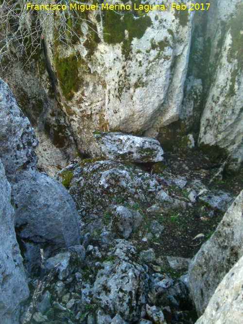 Sima del Aznaitn de Albanchez - Sima del Aznaitn de Albanchez. Entrada a la sima