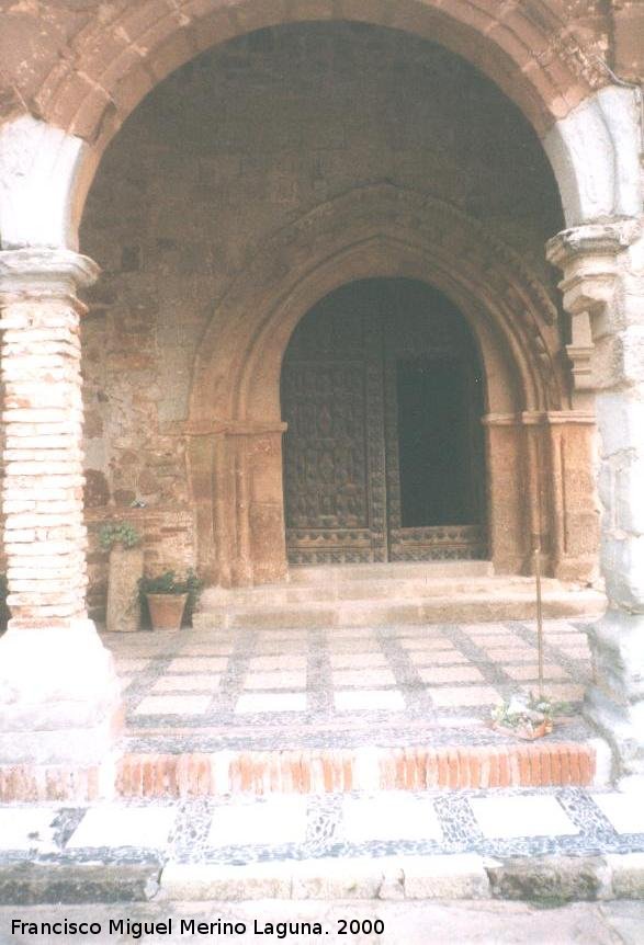 Iglesia de Santa Mara del Collado - Iglesia de Santa Mara del Collado. Portada