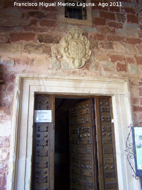 Iglesia de Santa Mara del Collado - Iglesia de Santa Mara del Collado. Portada lateral