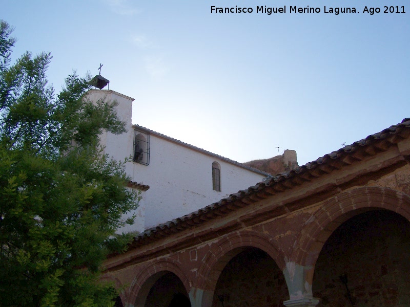 Iglesia de Santa Mara del Collado - Iglesia de Santa Mara del Collado. Ubicacin respecto al Castillo