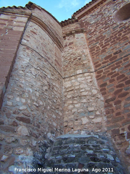 Iglesia de Santa Mara del Collado - Iglesia de Santa Mara del Collado. Arranque del bside primitivo