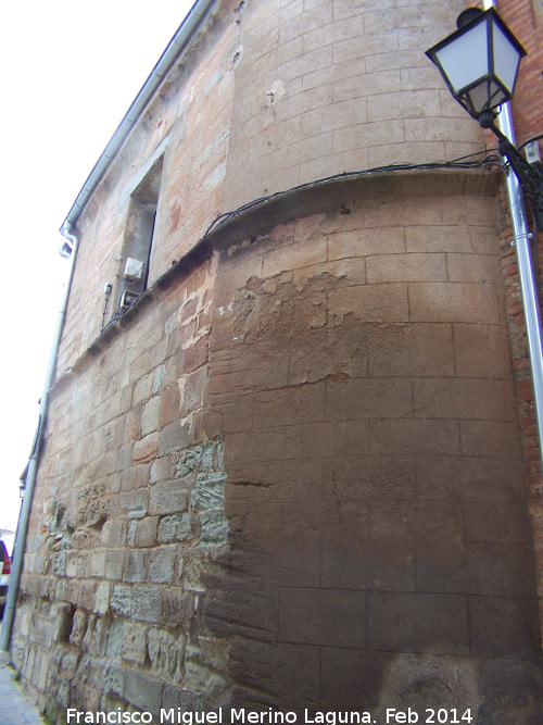 Iglesia de San Esteban - Iglesia de San Esteban. Parte del antiguo templo