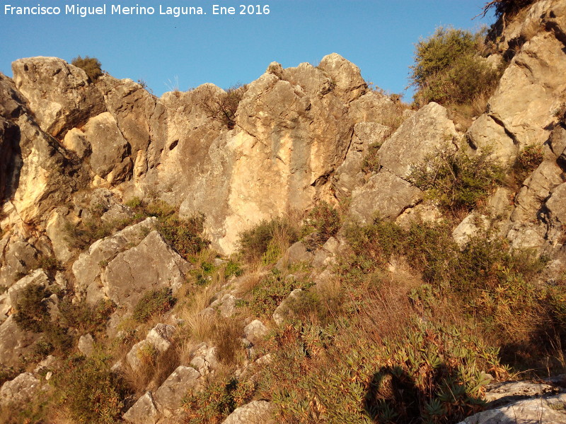 Poblado islmico de la Coronilla - Poblado islmico de la Coronilla. Paredes rocosas