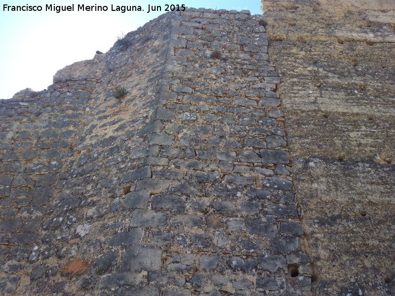 Muralla de Jan. Lienzo Norte VII - Muralla de Jan. Lienzo Norte VII. Refuerzo con quiebro de mampostera
