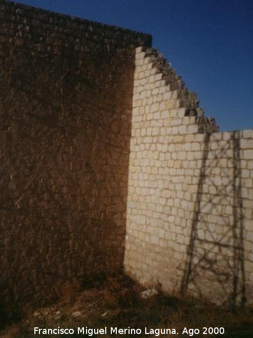 Muralla de Jan. Lienzo Norte XVII - Muralla de Jan. Lienzo Norte XVII. Junta con el Torren de Vendrines