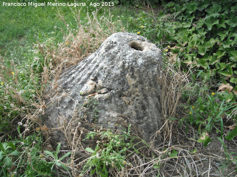 Casera Arroyovil Alto - Casera Arroyovil Alto. Piedra de molino