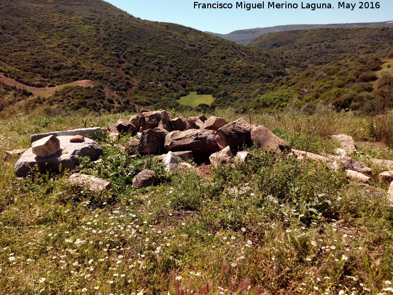 Molino de Montefuerte - Molino de Montefuerte. Escombrera en la era procendente del molino