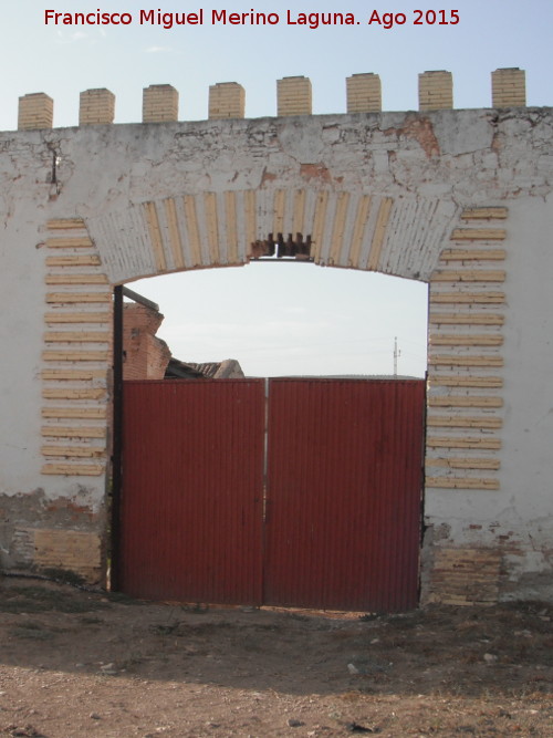 Cortijo de Iznadiel - Cortijo de Iznadiel. Puerta de entrada