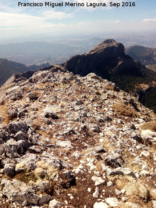 Pen del Guante - Pen del Guante. Vistas hacia el Rayal