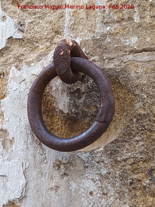 Casa de la Calle Alcolea n� 6 - Casa de la Calle Alcolea n� 6. Argolla para bestias