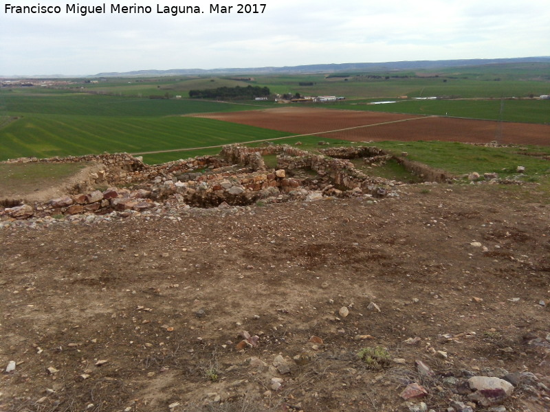 Oppidum Alarcos - Oppidum Alarcos. Zona asentada sobre la antigua necrpolis