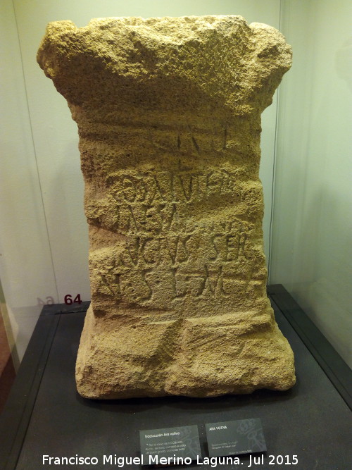 Museo de la Ciudad - Museo de la Ciudad. Ara votiva romana. Siglo I a.C.