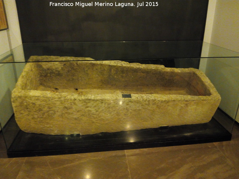 Museo de la Ciudad - Museo de la Ciudad. Sarcfago de piedra romano. Siglo I a.C.
