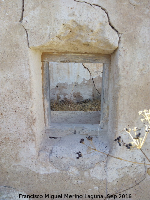 Baos de Ardales - Baos de Ardales. Ventana de la Capilla