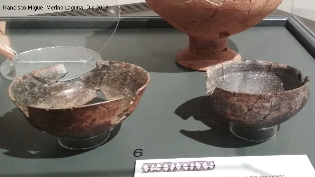 Cermica Ibera - Cermica Ibera. Cuencos a mano decorados siglo VII a.C. Museo Ibero