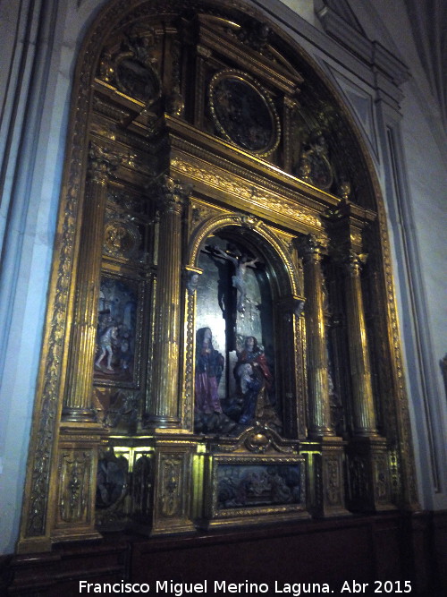 Baslica de San Ildefonso. Altar de la Virgen de la Antigua o del Cristo del Valle - Baslica de San Ildefonso. Altar de la Virgen de la Antigua o del Cristo del Valle. 