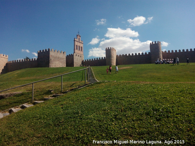 Muralla de vila - Muralla de vila. 