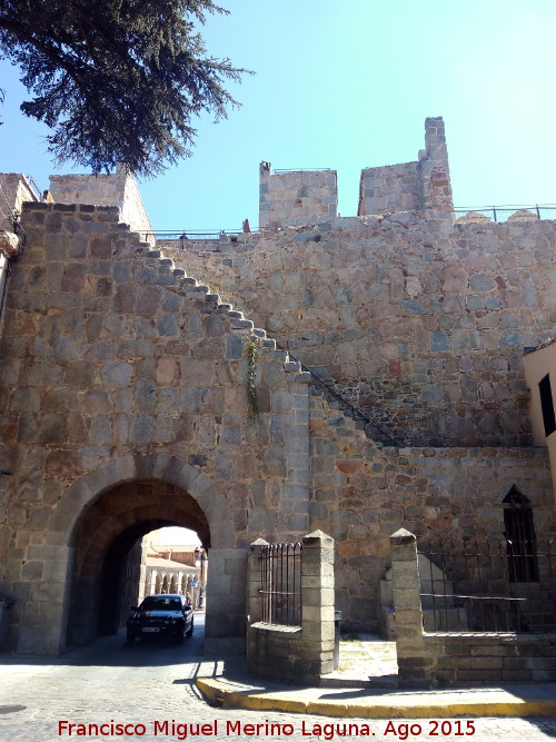 Puerta de San Vicente - Puerta de San Vicente. Intramuros