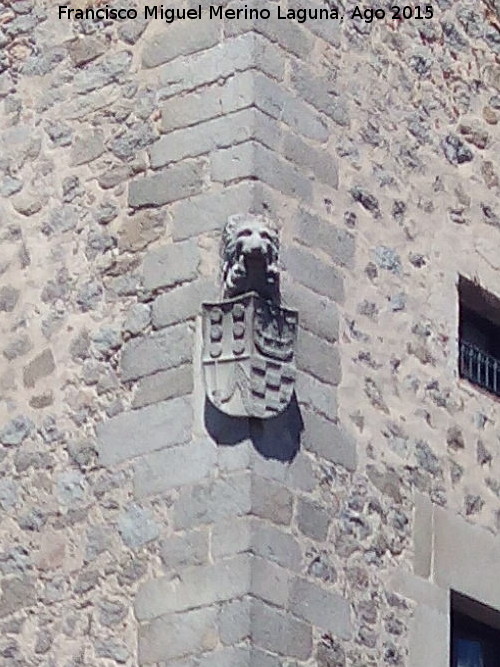 Palacio de los Velada - Palacio de los Velada. Escudo