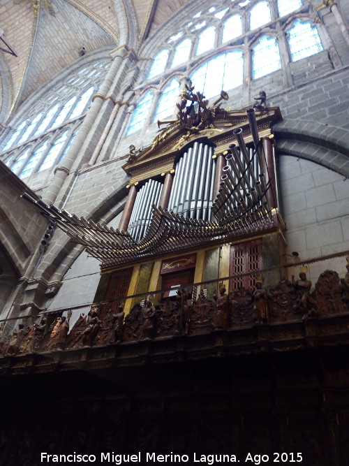 Catedral de vila. rganos - Catedral de vila. rganos. rgano del Evangelio