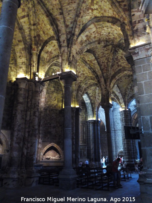 Catedral de vila. Girola - Catedral de vila. Girola. 