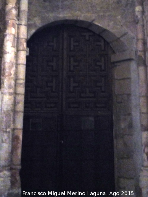 Catedral de vila. Capilla de San Segundo - Catedral de vila. Capilla de San Segundo. Puerta de acceso desde la Girola