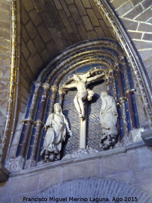 Catedral de vila. Capilla de San Bernab - Catedral de vila. Capilla de San Bernab. Crucifixin