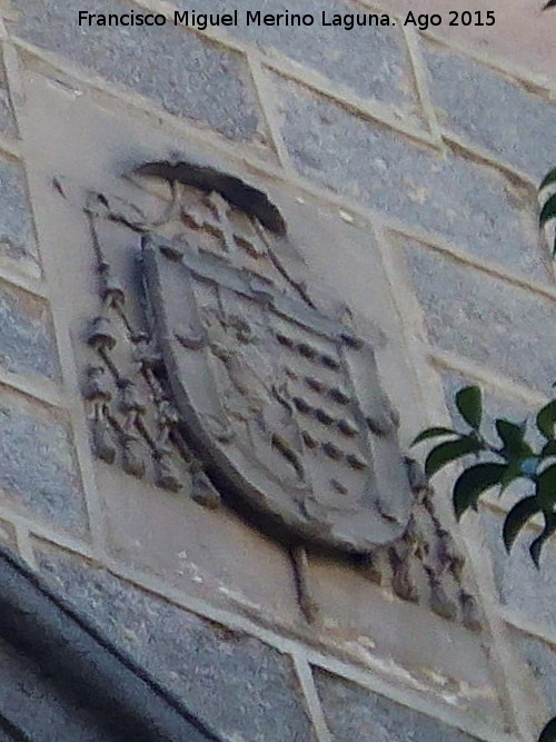 Palacio Episcopal - Palacio Episcopal. Escudo