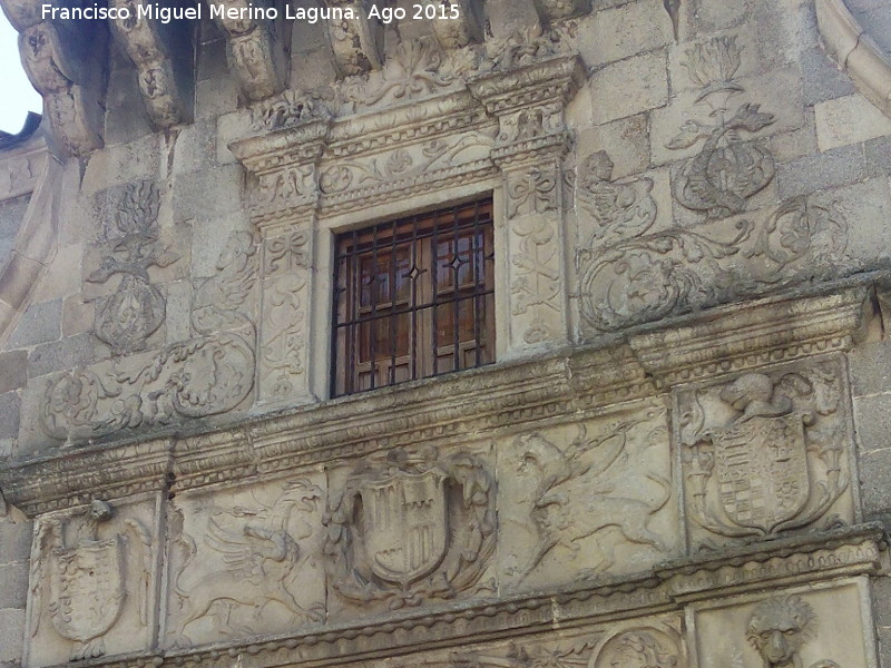 Palacio de Polentinos - Palacio de Polentinos. Ventana