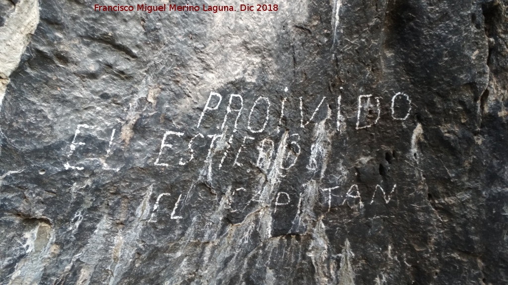 Cueva del Portillo - Cueva del Portillo. Pintada