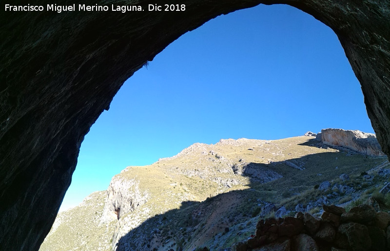 Cueva del Portillo - Cueva del Portillo. 