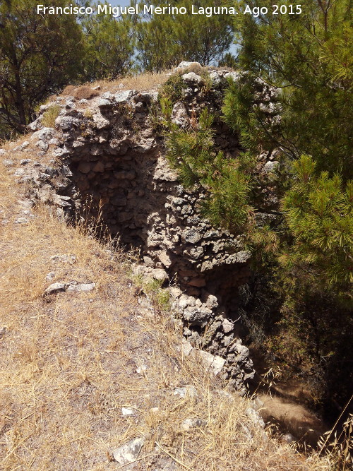 Castillo de Arenas. Recinto Inferior - Castillo de Arenas. Recinto Inferior. Torren norte